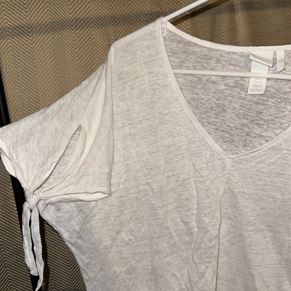 H&M white tee distressed size XS - Picture 3 of 5